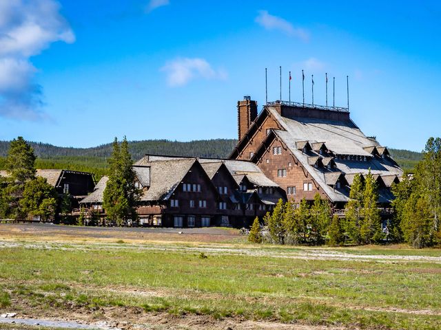 The brick exterior of Old Faithful Inn in Yellowstone.