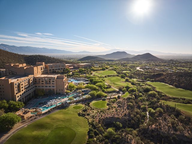 An overhead aerial view of the JW Marriott Tucson Starr Pass Resort & Spa and surrounding golf course.
